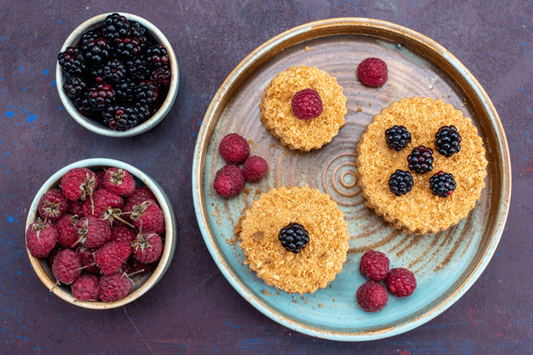 Protein cookie dough and fruit